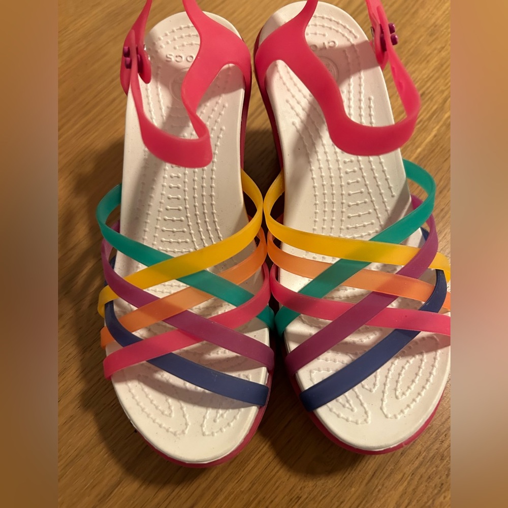 Crocs Huarache wedge- Size 5